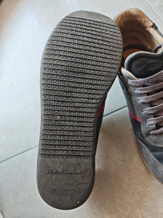 Scarpe Ferragamo.