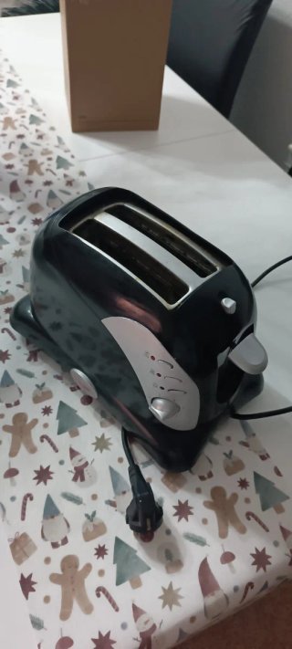 Sandwichera Eléctrica Negra Y tostadora  Los 2 8€