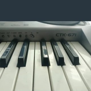 Teclado Casio CTK-671+ Soporte + Cargador + Regalo