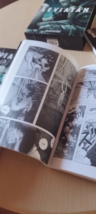 Manga LEVIATÁN + Cofre (completo)