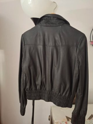 Cazadora H&M by Madonna Negra Talla M