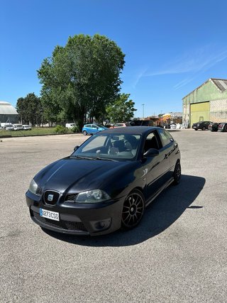 Vendo o cambio por todoterreno 6l 130cv asz