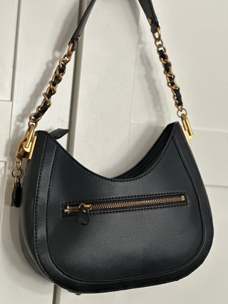 Bolso Guess Negro y Dorado Nuevo