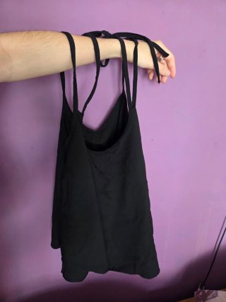 Top vintage negro tirantes lazo