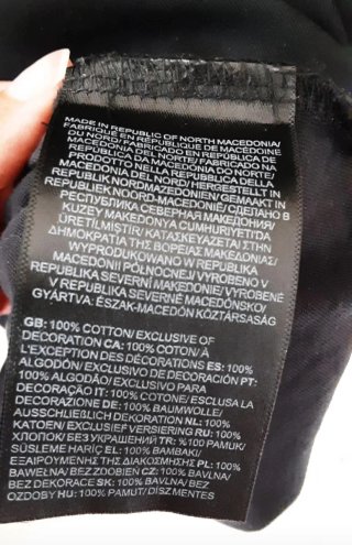 Camiseta The North Face Negra Talla M