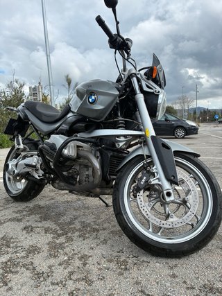 BMW R1200R