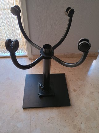 Mesa auxiliar tele con ruedas