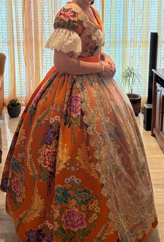 Traje de Fallera Naranja