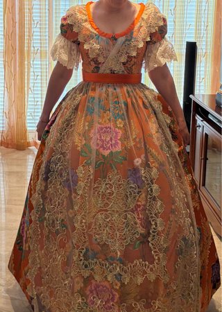 Traje de Fallera Naranja