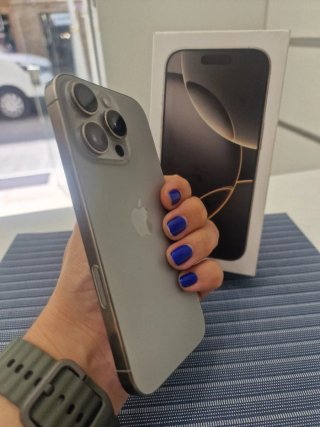 iPhone 16 Pro 128GB Titanio Natural