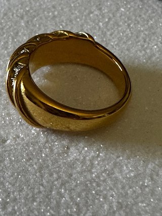 Anello retrò con diamanti baguette oro 18k