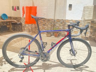 Bicicleta Merida Scultura Bahrain tope de gama
