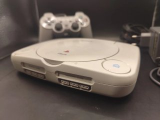 Consola PS One Sony + Comando+ Cabos