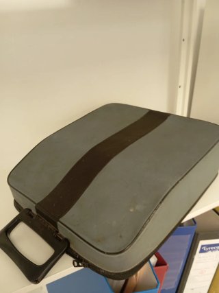Máquina de escribir Olivetti Pluma 22