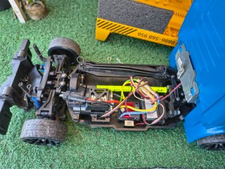 Camión RC Tamiya TT01 Grúa