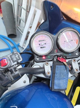 Suzuki 500GS F Sportbike Azul/Blanco