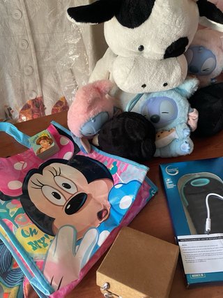 Lote de peluches y accesorios