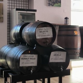 Barril de vino con dispensador