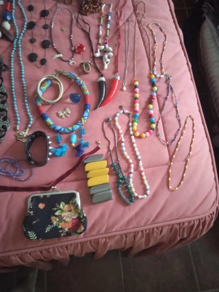 Lote Collares y Pulseras