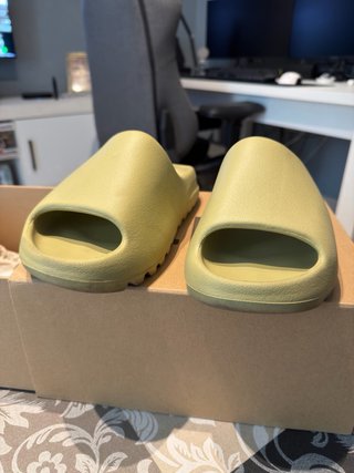Adidas Yeezy Slide Verde Oliva Talla 42