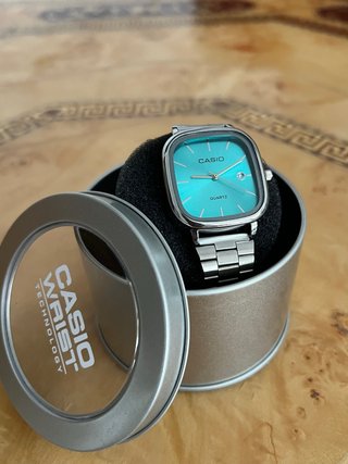 Reloj Casio Cuadrado Turquesa y Plateado