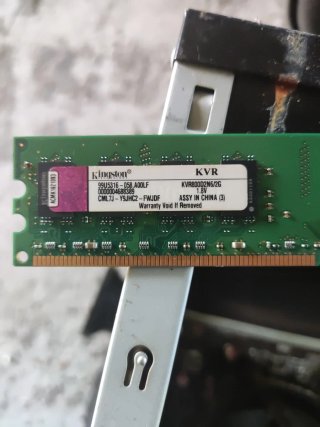 Placa base ASUS con memoria RAM