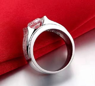 Anillo Oro Blanco 18k Hombre con Diamante Central