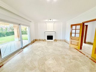 Casa pareada en alquiler en Los Monteros - Bahía de Marbella en Marbella