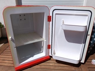 Mini Nevera Eléctrica Royal Baking Powder