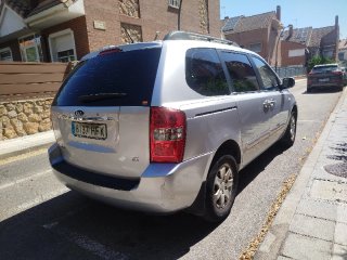 KIA Carnival 2011