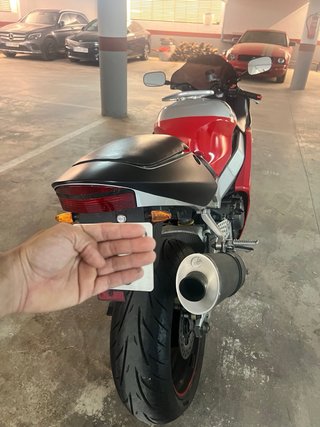 Honda CBR 929 Sportbike Roja/Plata