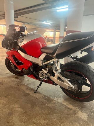 Honda CBR 929 Sportbike Roja/Plata