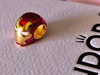 Charm Iron Man,up y arbol de la vida