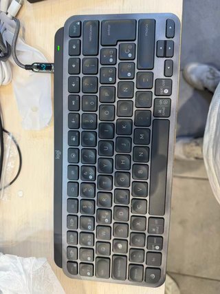 Teclado Logitech MX Keys Mini