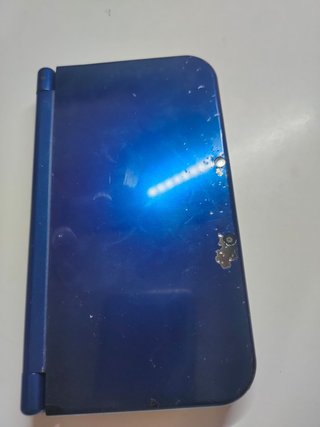 New Nintendo 3DS XL azul + funda rígida y cargador
