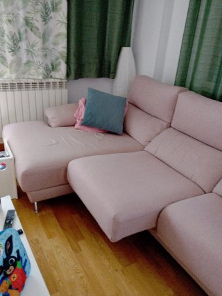 Sofá chaiselongue rosa