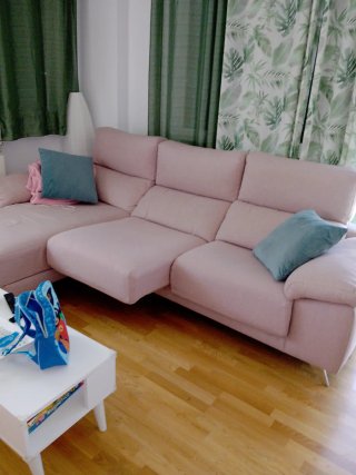Sofá chaiselongue rosa