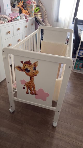 Cuna de bebé IKEA blanca