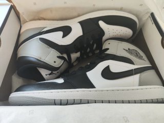 Air Jordan 1 Mid Talla 45