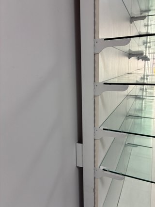 Estanterías modulares cristal y metal