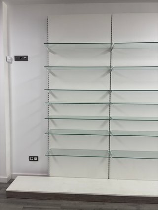 Estanterías modulares cristal y metal