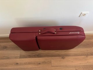 Cama de masaje kesser nueva usada una vez