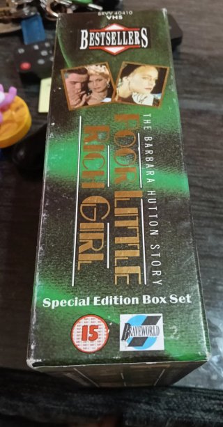 Cinta VHS Especial Edición Poor Little Rich Girl
