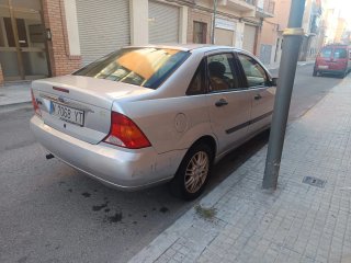Ford Focus 2000