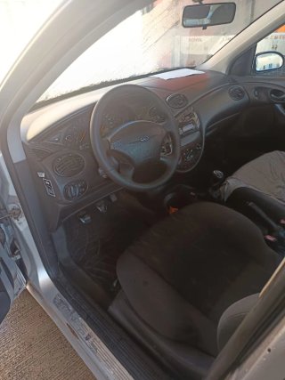 Ford Focus 2000