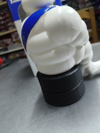 Figura Michelin Bibendum Scalextric muñeco