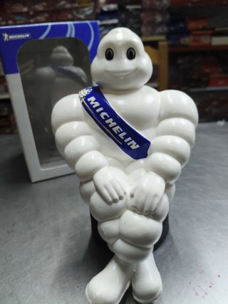 Figura Michelin Bibendum Scalextric muñeco