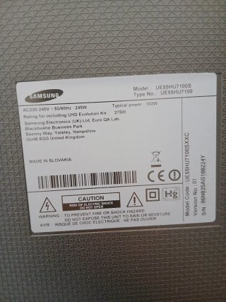 Televisor 55" Curvo UHD 4K Smart TV HU7100