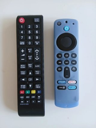 Televisor 55" Curvo UHD 4K Smart TV HU7100