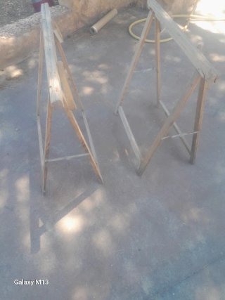 Caballetes de madera para trabajos